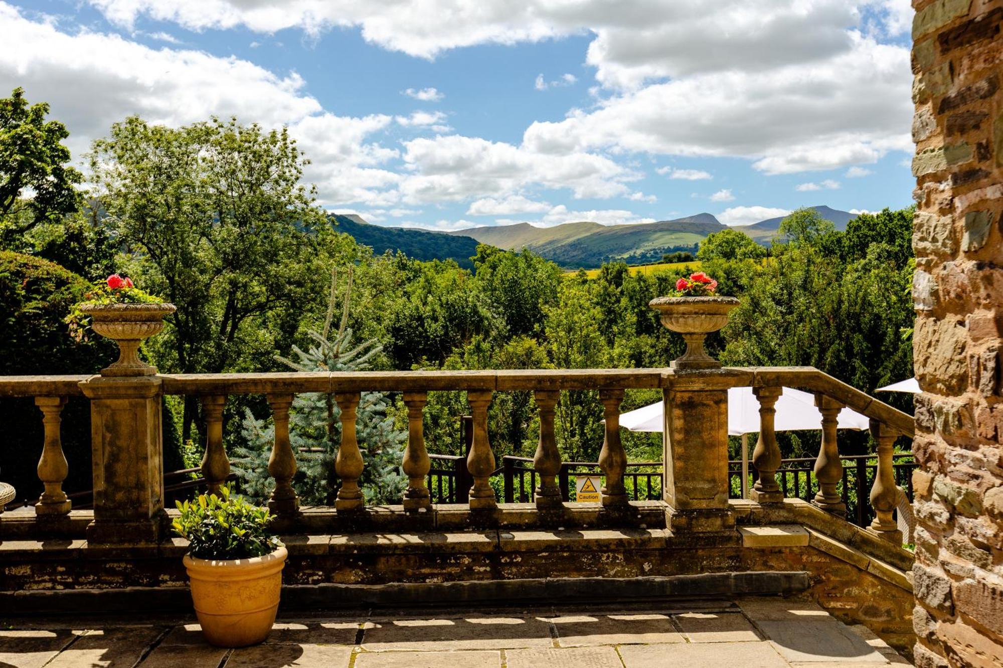 Peterstone Court Country House Restaurant & Spa Guest House Brecon Exterior photo